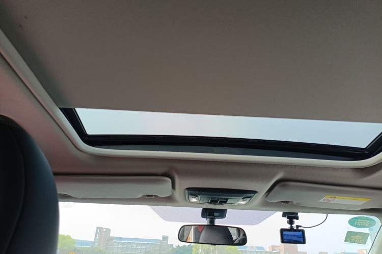 Used Honda Vezel 2020 1.5L CVT Pioneer Edition Headliner