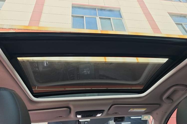 Used Honda Vezel 2020 1.5L CVT Pioneer Edition Headliner
