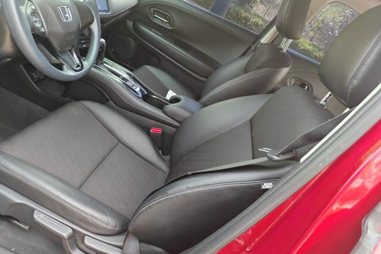 Used Honda Vezel 2020 1.5L CVT Luxury Edition Left Front Seat