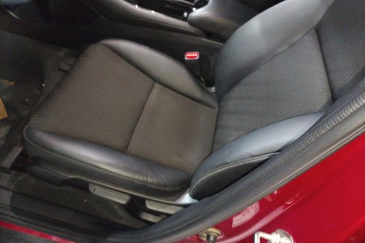 Used Honda Vezel 2020 1.5L CVT Luxury Edition Left Front Seat