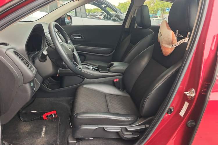 Used Honda Vezel 2020 1.5L CVT Pioneer Edition Left Front Seat