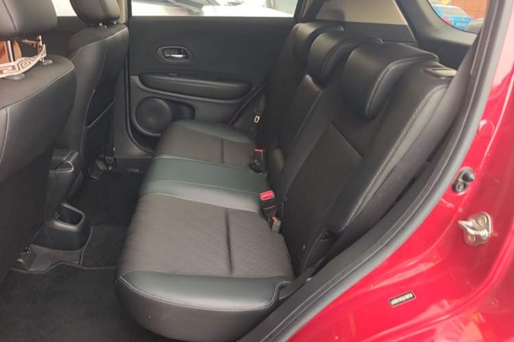 Used Honda Vezel 2020 1.5L CVT Pioneer Edition Left Rear Seat