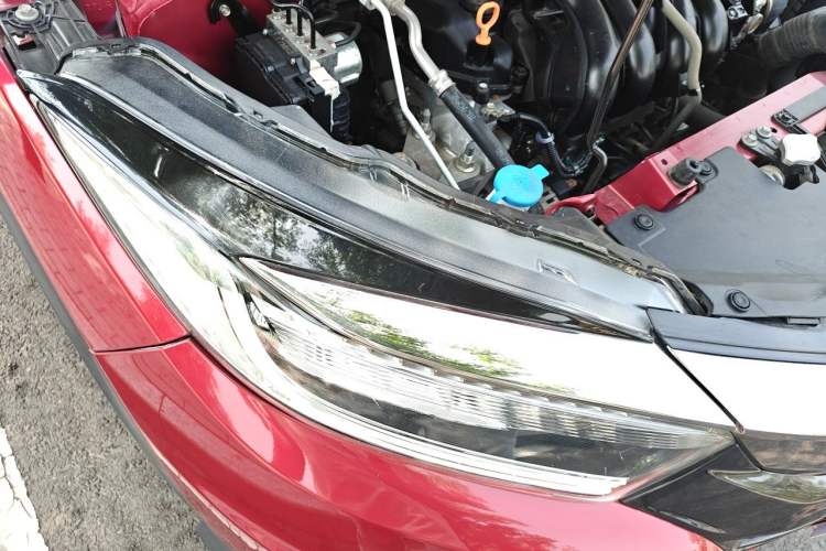 Used Honda Vezel 2020 1.5L CVT Luxury Edition Right Front Headlight
