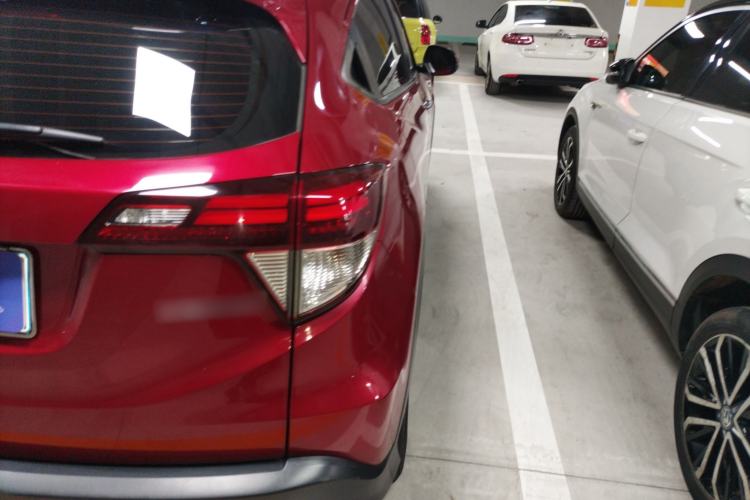 Used Honda Vezel 2020 1.5L CVT Luxury Edition Right Rear Taillight