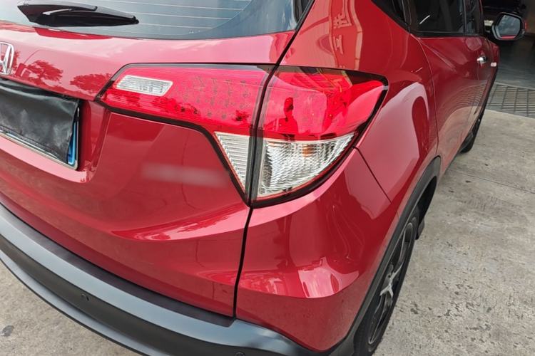 Used Honda Vezel 2020 1.5L CVT Pioneer Edition Right Rear Taillight