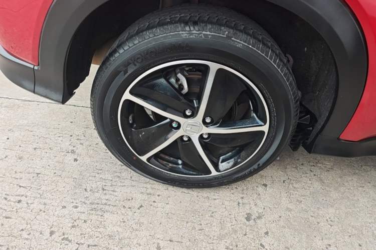 Used Honda Vezel 2020 1.5L CVT Pioneer Edition Right Rear Wheel Hub