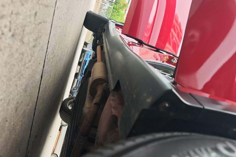 Used Honda Vezel 2020 1.5L CVT Pioneer Edition Right Side Sill