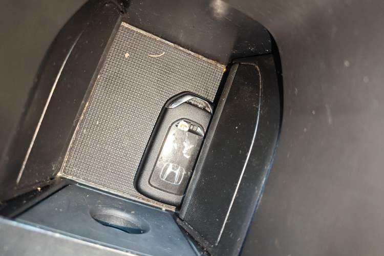 Used Honda Vezel 2020 1.5L CVT Luxury Edition Vehicle Key