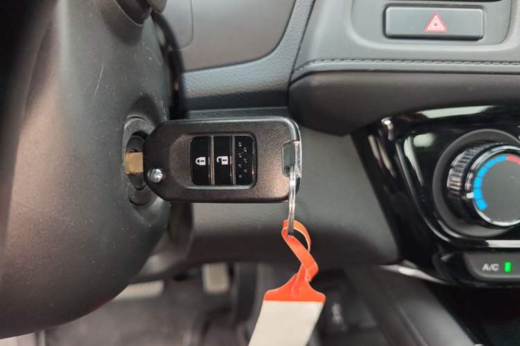 Used Honda Vezel 2020 1.5L CVT Pioneer Edition Vehicle Key