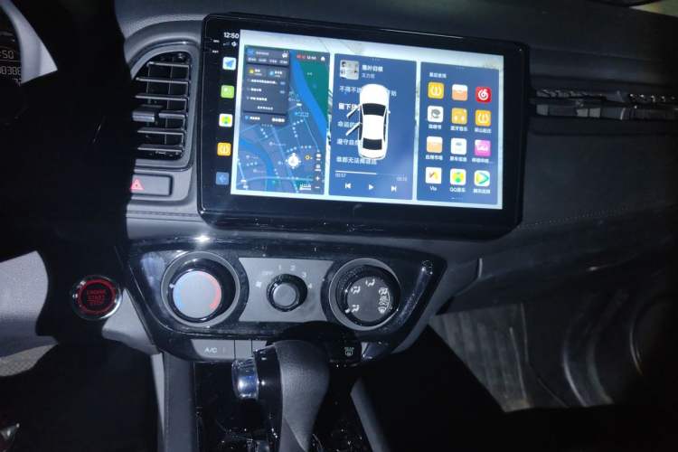 Used Honda Vezel 2020 1.5L CVT Luxury Edition Audio And AC Panel