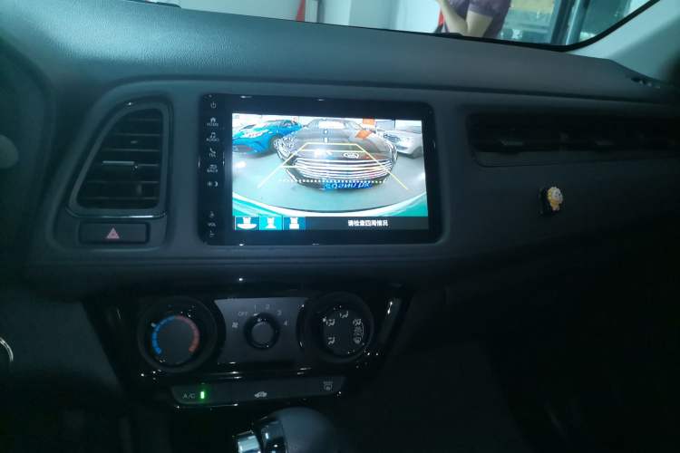Used Honda Vezel 2020 1.5L CVT Pioneer Edition Audio And AC Panel