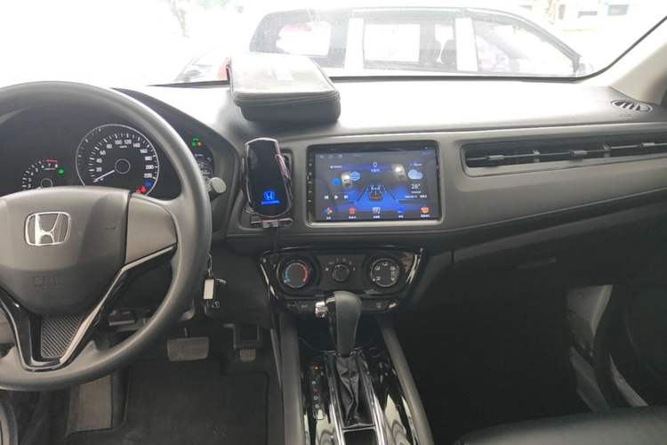 Used Honda Vezel 2020 1.5L CVT Elite Edition Audio And AC Panel
