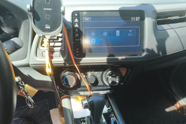 Used Honda Vezel 2020 1.5L CVT Pioneer Edition Audio And AC Panel