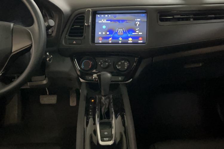 Used Honda Vezel 2020 1.5L CVT Elite Edition Audio And AC Panel