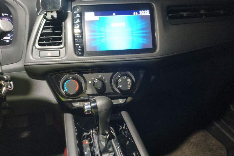 Used Honda Vezel 2020 1.5L CVT Pioneer Edition Audio And AC Panel