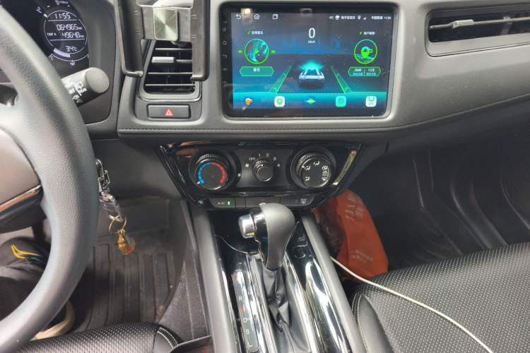 Used Honda Vezel 2020 1.5L CVT Elite Edition Audio And AC Panel