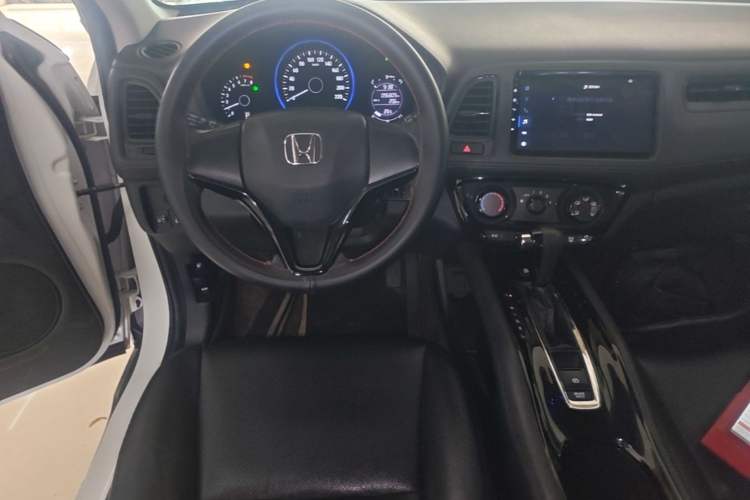 Used Honda Vezel 2020 1.5L CVT Elite Edition Audio And AC Panel