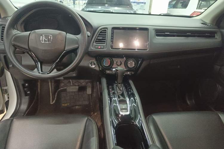 Used Honda Vezel 2020 1.5L CVT Elite Edition Audio And AC Panel