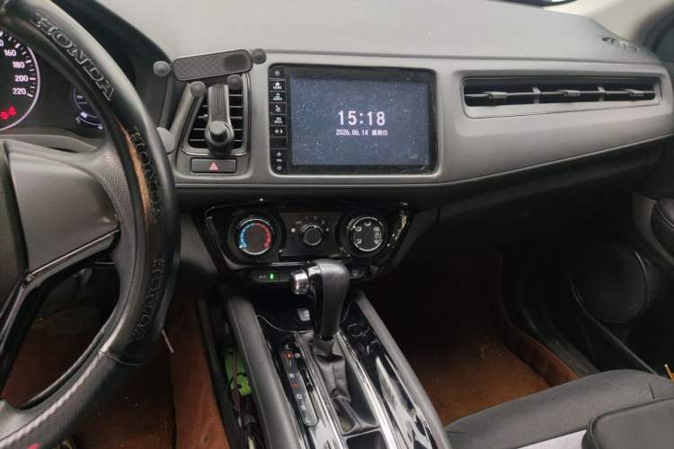 Used Honda Vezel 2020 1.5L CVT Pioneer Edition Audio And AC Panel