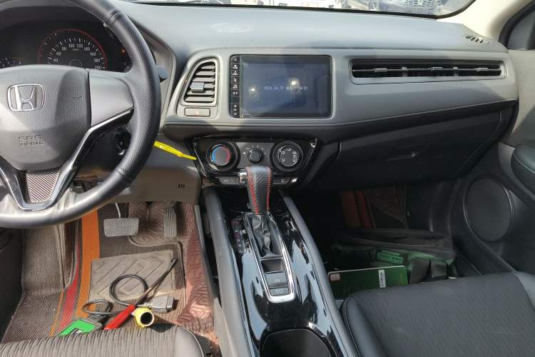 Used Honda Vezel 2020 1.5L CVT Pioneer Edition Audio And AC Panel