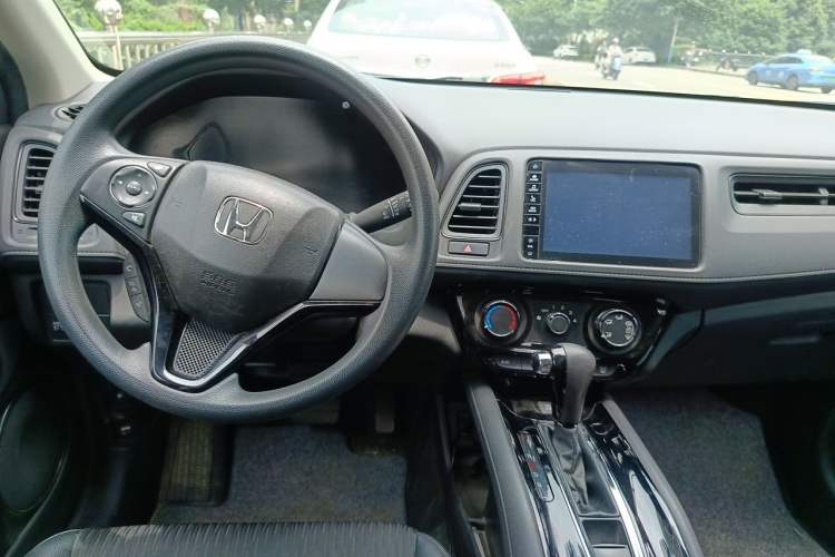 Used Honda Vezel 2020 1.5L CVT Pioneer Edition Center Console