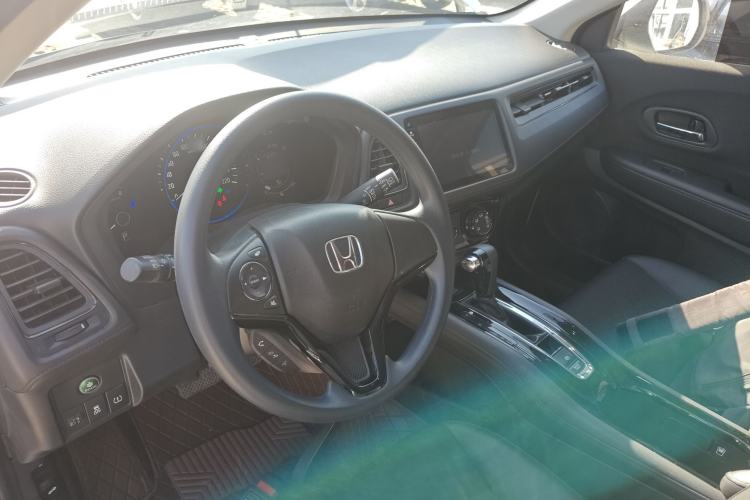 Used Honda Vezel 2020 1.5L CVT Pioneer Edition Center Console