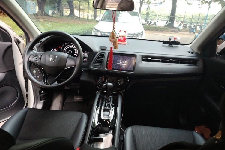Used Honda Vezel 2020 1.5L CVT Pioneer Edition Center Console