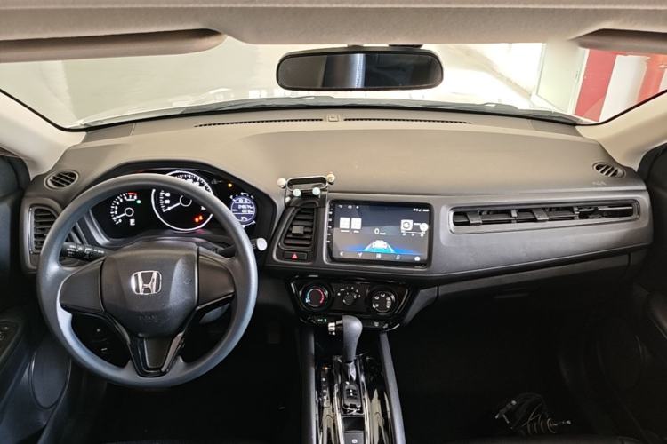 Used Honda Vezel 2020 1.5L CVT Elite Edition Center Console