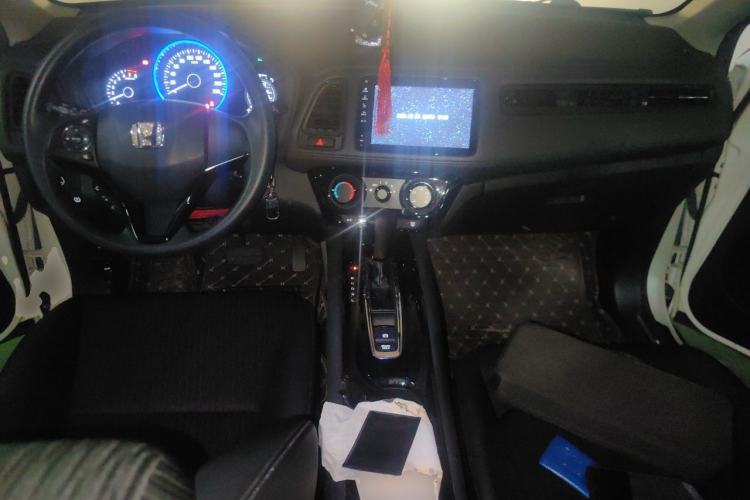 Used Honda Vezel 2020 1.5L CVT Pioneer Edition Center Console