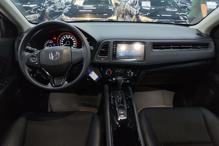 Used Honda Vezel 2020 1.5L CVT Pioneer Edition Center Console
