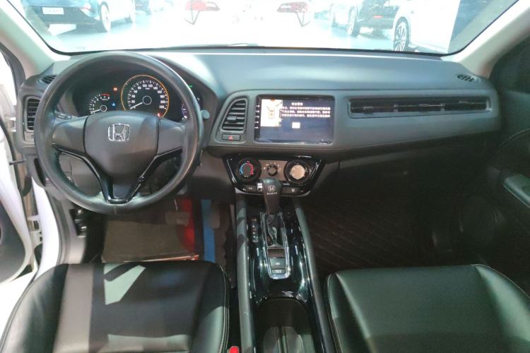 Used Honda Vezel 2020 1.5L CVT Elite Edition Center Console