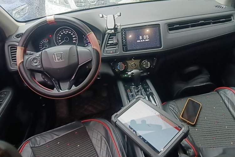 Used Honda Vezel 2020 1.5L CVT Pioneer Edition Center Console