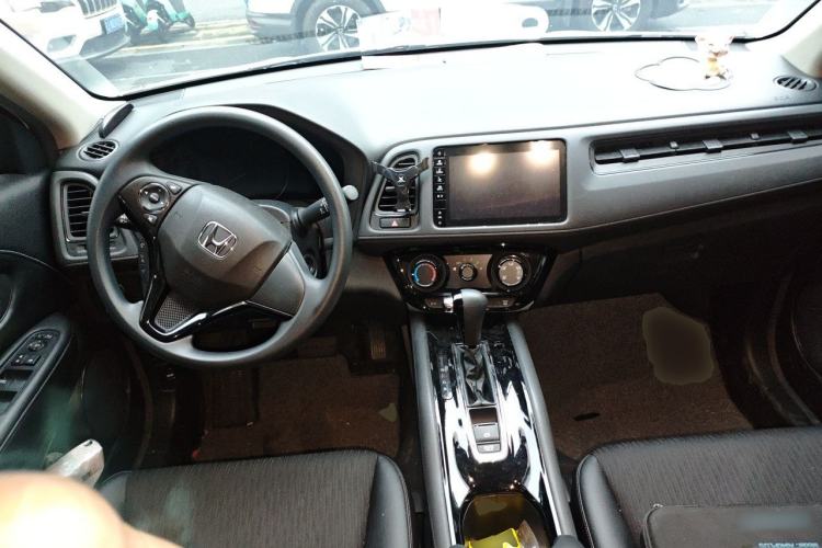 Used Honda Vezel 2020 1.5L CVT Pioneer Edition Center Console