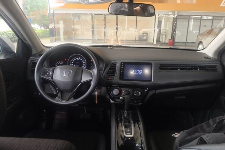 Used Honda Vezel 2020 1.5L CVT Pioneer Edition Center Console