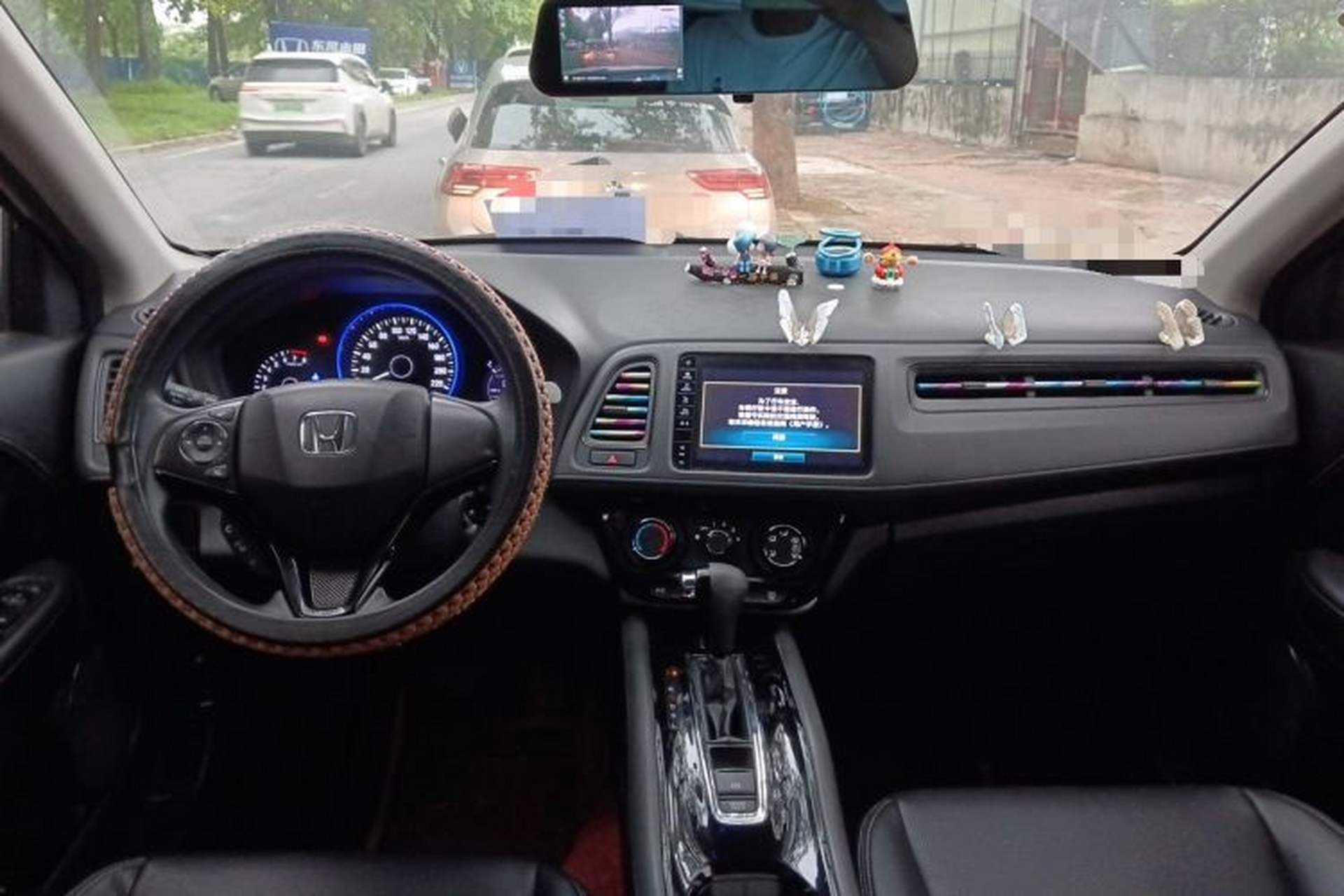 Used Honda Vezel 2020 1.5L CVT Pioneer Edition Center Console