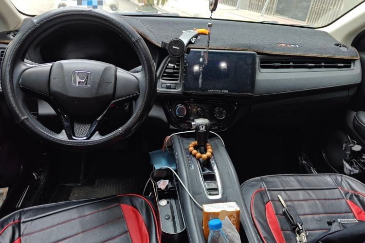 Used Honda Vezel 2020 1.5L CVT Elite Edition Center Console