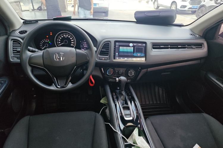 Used Honda Vezel 2020 1.5L CVT Elite Edition Center Console