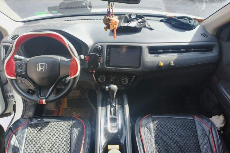 Used Honda Vezel 2020 1.5L CVT Pioneer Edition Center Console