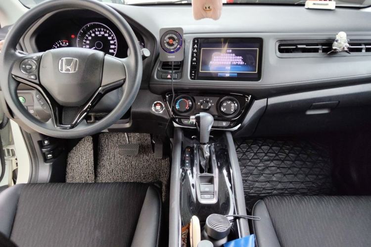Used Honda Vezel 2020 1.5L CVT Pioneer Edition Center Console