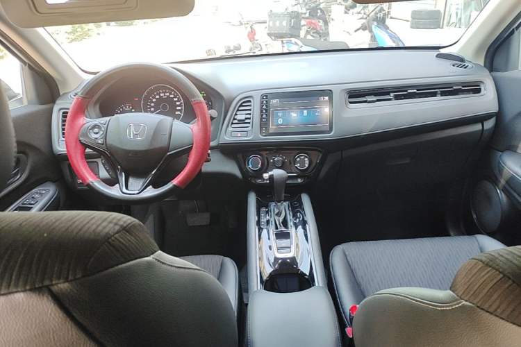 Used Honda Vezel 2020 1.5L CVT Pioneer Edition Center Console