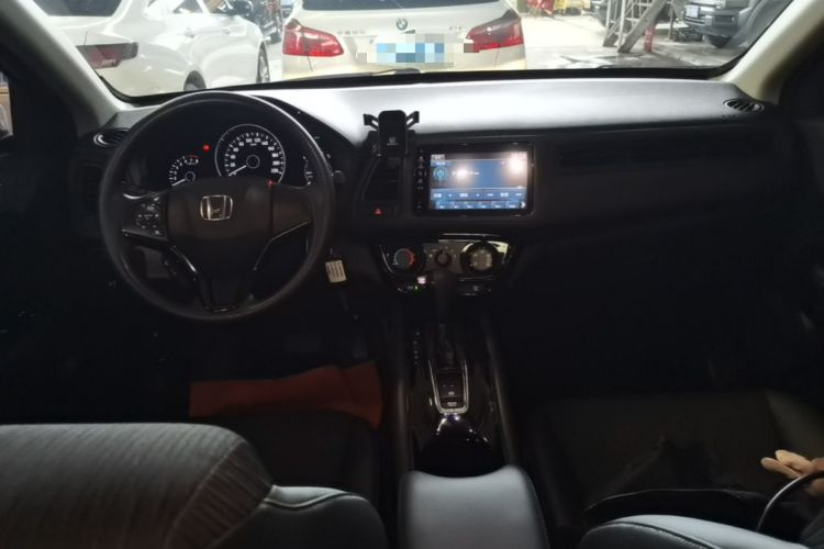 Used Honda Vezel 2020 1.5L CVT Pioneer Edition Center Console