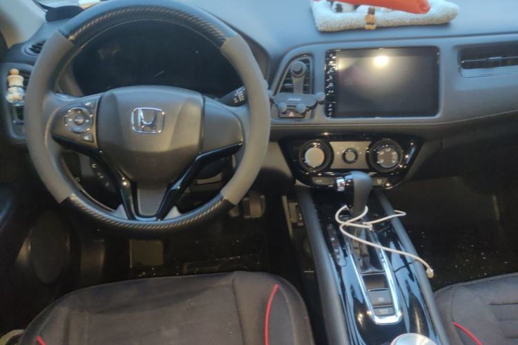 Used Honda Vezel 2020 1.5L CVT Pioneer Edition Center Console