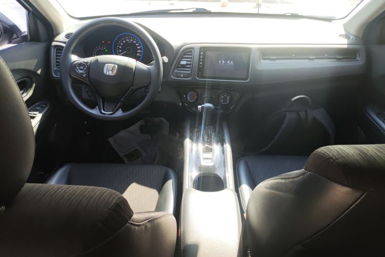 Used Honda Vezel 2020 1.5L CVT Pioneer Edition Center Console