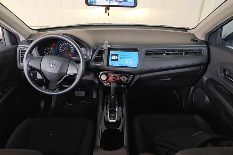 Used Honda Vezel 2020 1.5L CVT Elite Edition Center Console