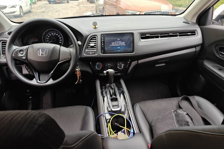 Used Honda Vezel 2020 1.5L CVT Pioneer Edition Center Console
