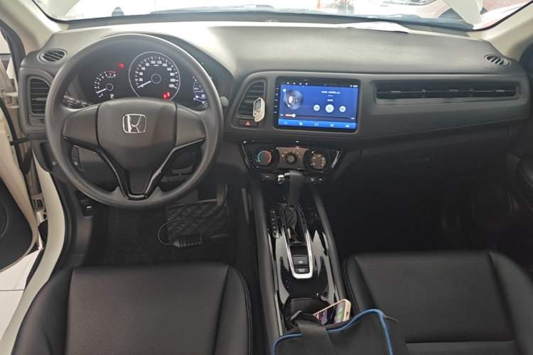 Used Honda Vezel 2020 1.5L CVT Elite Edition Center Console