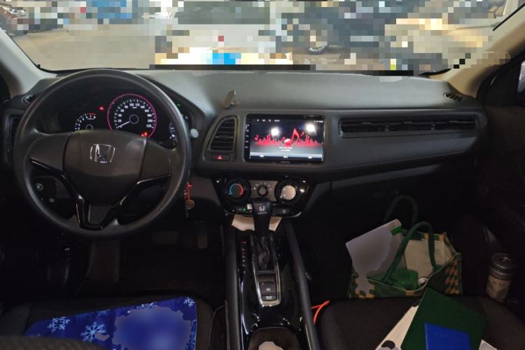 Used Honda Vezel 2020 1.5L CVT Elite Edition Center Console