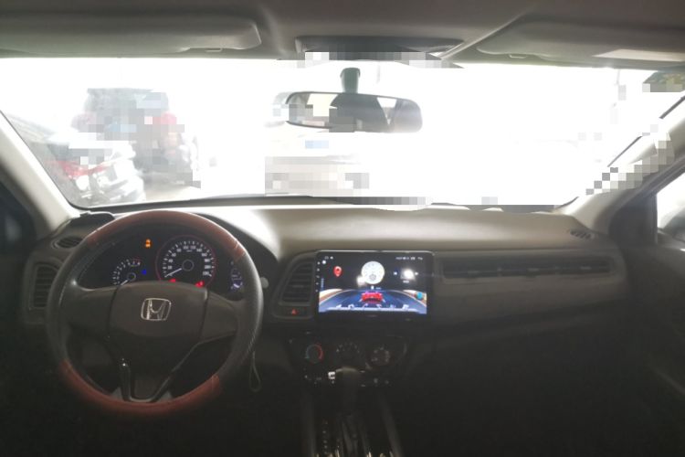 Used Honda Vezel 2020 1.5L CVT Elite Edition Center Console