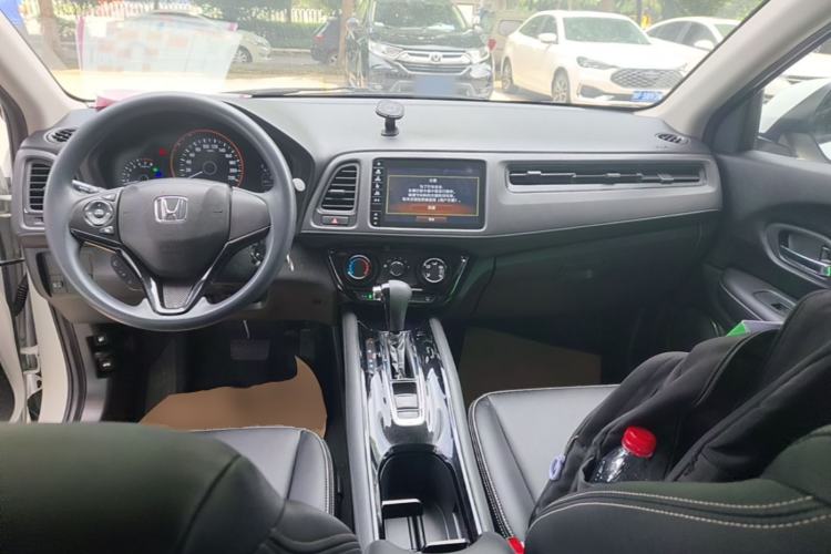 Used Honda Vezel 2020 1.5L CVT Pioneer Edition Center Console