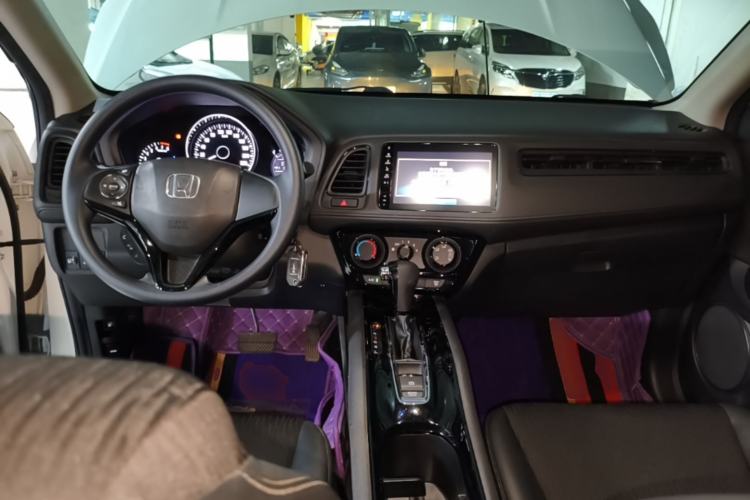 Used Honda Vezel 2020 1.5L CVT Pioneer Edition Center Console